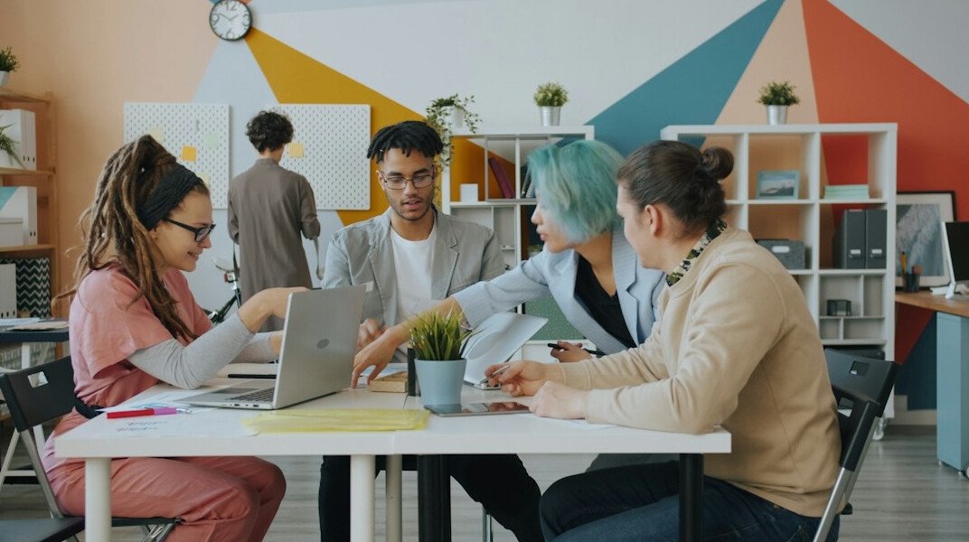 diverse group discussion